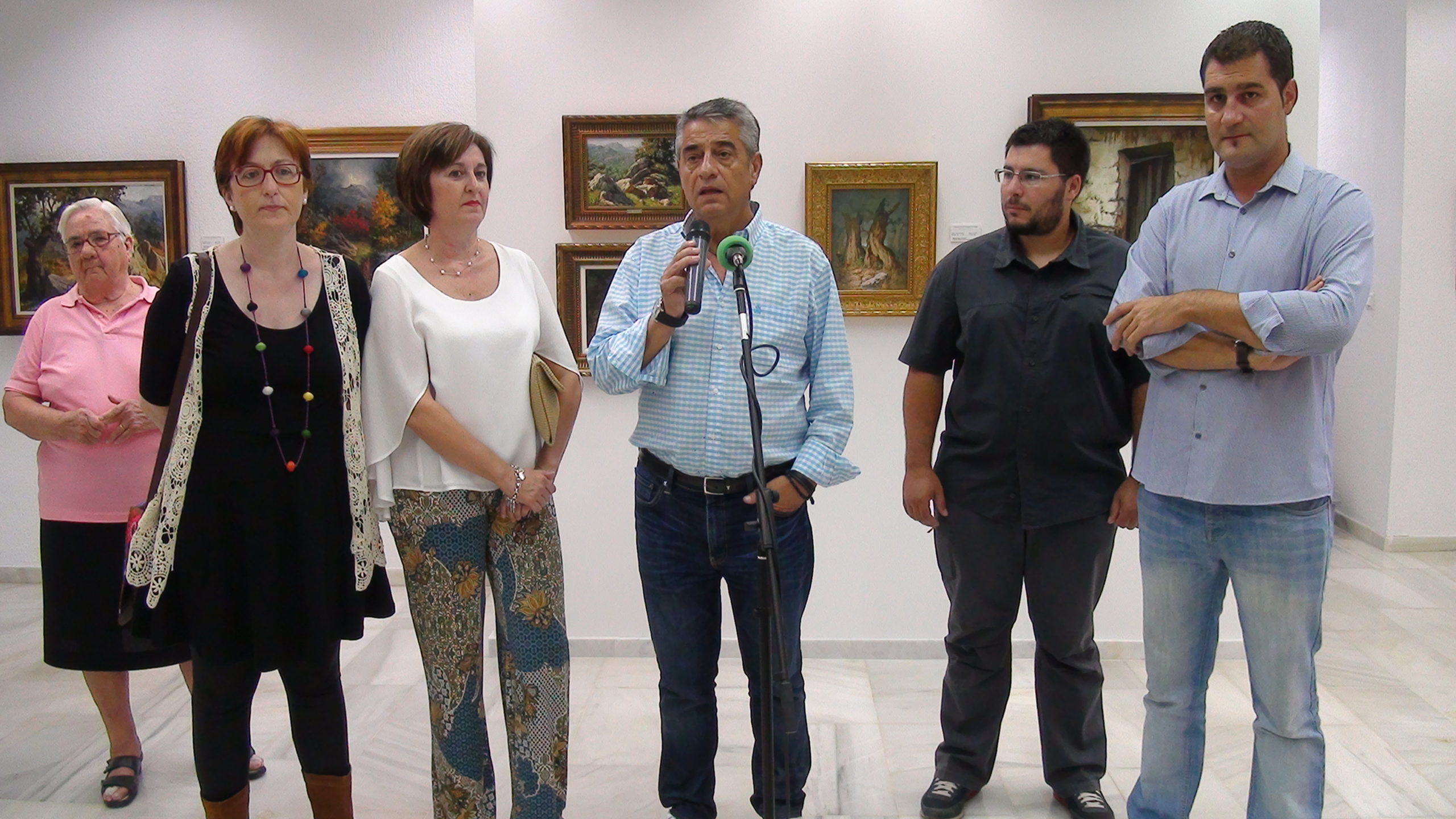 LA FAMILIA DE ANGEL RODRIGUEZ DONA 4 CUADROS AL AYUNTAMIENTO DE