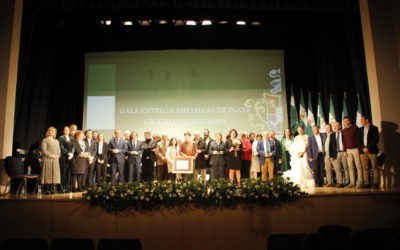 Noche inolvidable en el Auditorio Municipal con la entrega de las Medallas de Oro y Plata 2023 con motivo del Día de Andalucía.