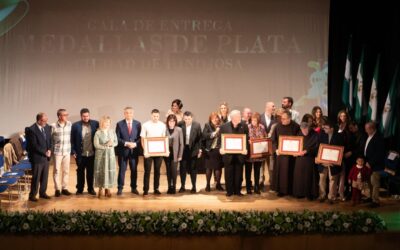 Gala de entrega de las Medallas de Plata ‘Ciudad de Hinojosa’ 2024 con motivo del Día de Andalucía.